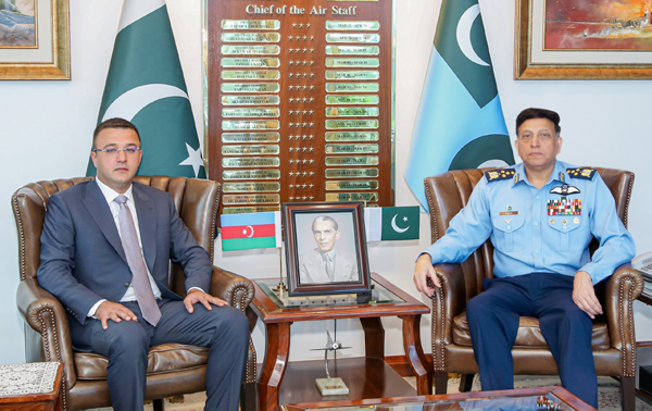 DEPUTY MINISTER OF DEFENCE OF AZERBAIJAN CALLS ON AIR CHIEF