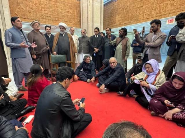 Opposition Sit-in Continues; Routes to Parliament House Cleared