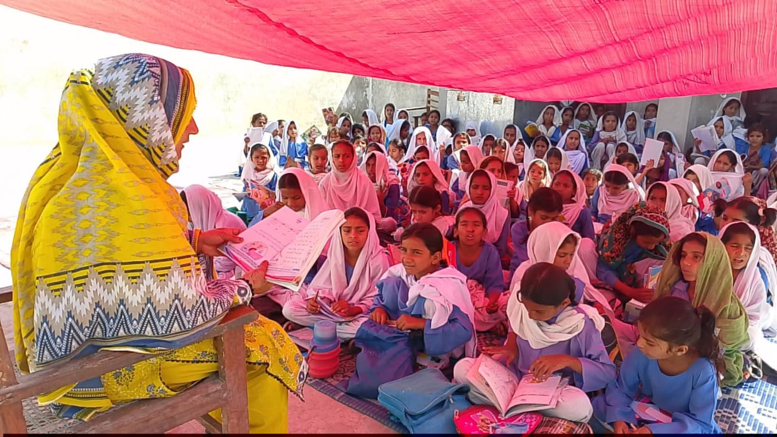 Jaffarabad girls school faces shortage of classrooms, basic facilities