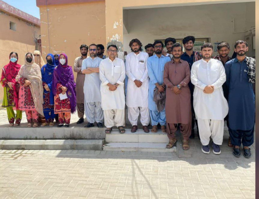 UoT students visit DHQ Hospital, MS announces internships