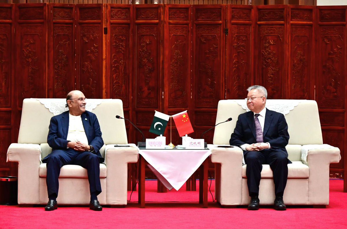 President Zardari meets Hunan leadership, calls for expanded cooperation with China
