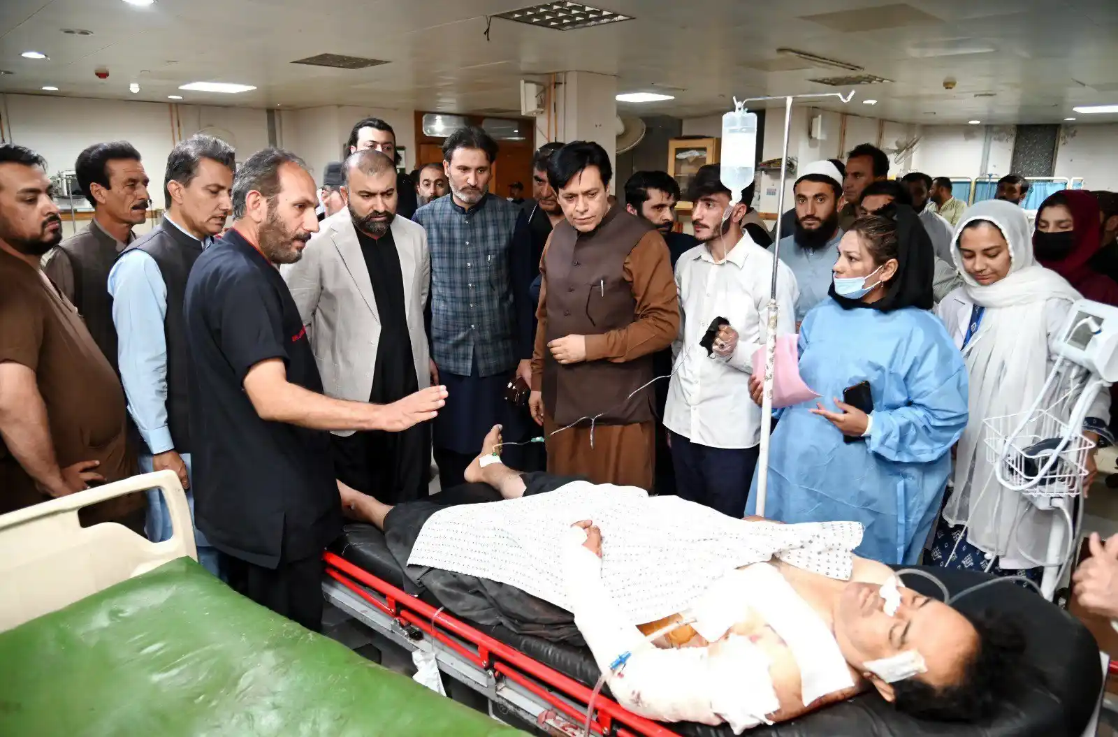 CM Bugti visits Quetta Trauma Centre
