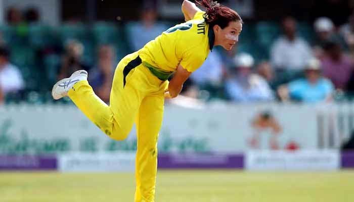 Australian fast bowler Megan Schutt suspended over medication breach